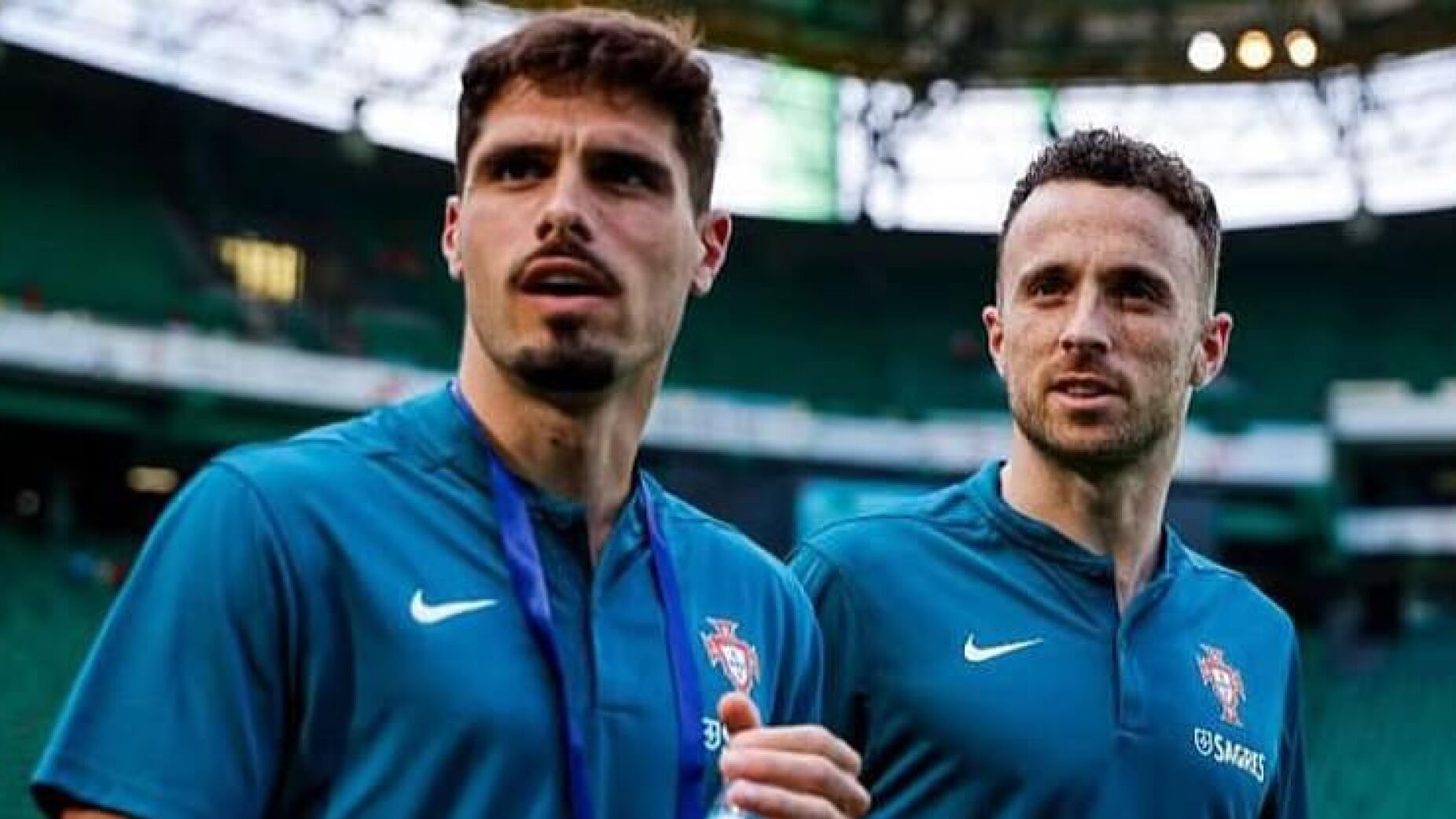 Morte de Jota pode tirar Pedro Neto do Chelsea-Palmeiras