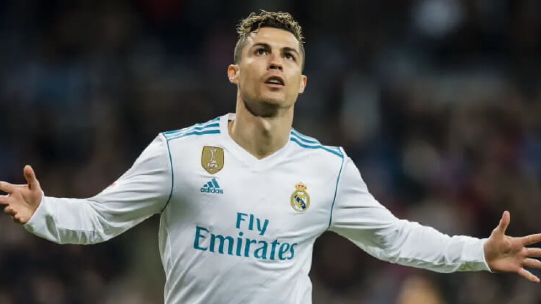 O dia em que Ronaldo encheu os funcionários do Real Madrid com Iphones