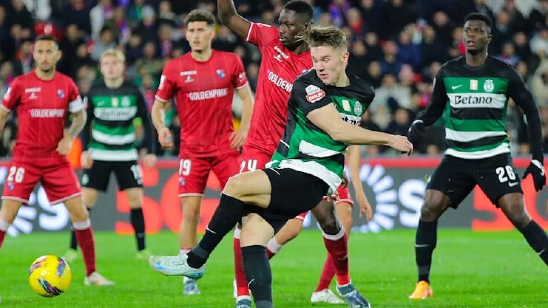 Sporting escorrega em Barcelos e pode ser ultrapassado pelo Benfica