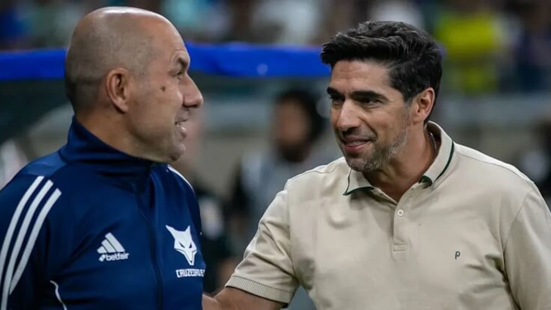 Leonardo Jardim bate Abel Ferreira em duelo luso no Brasil