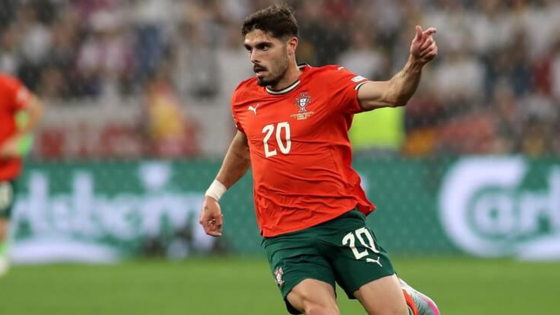 Pedro Neto ataca árbitro após vitória de Portugal em Munique