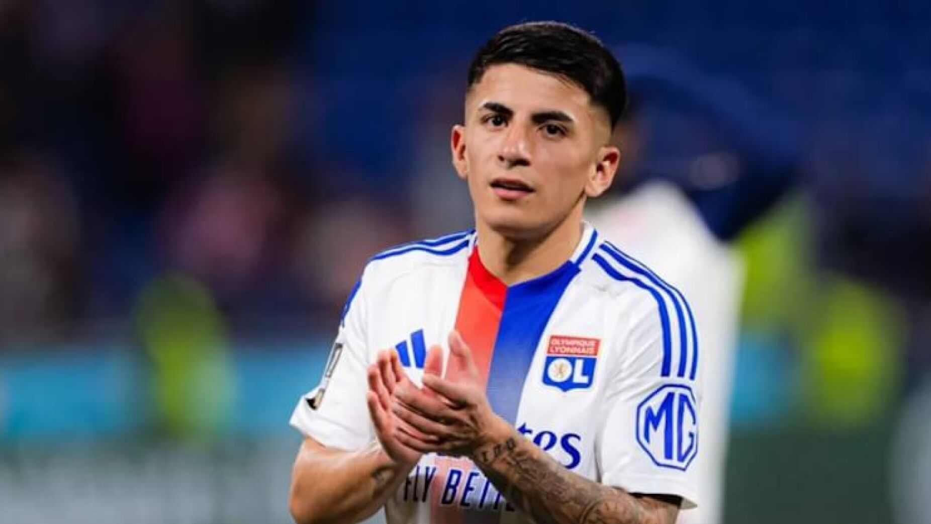 Benfica negoceia Thiago Almada e já sabe o preço exigido pelo Lyon