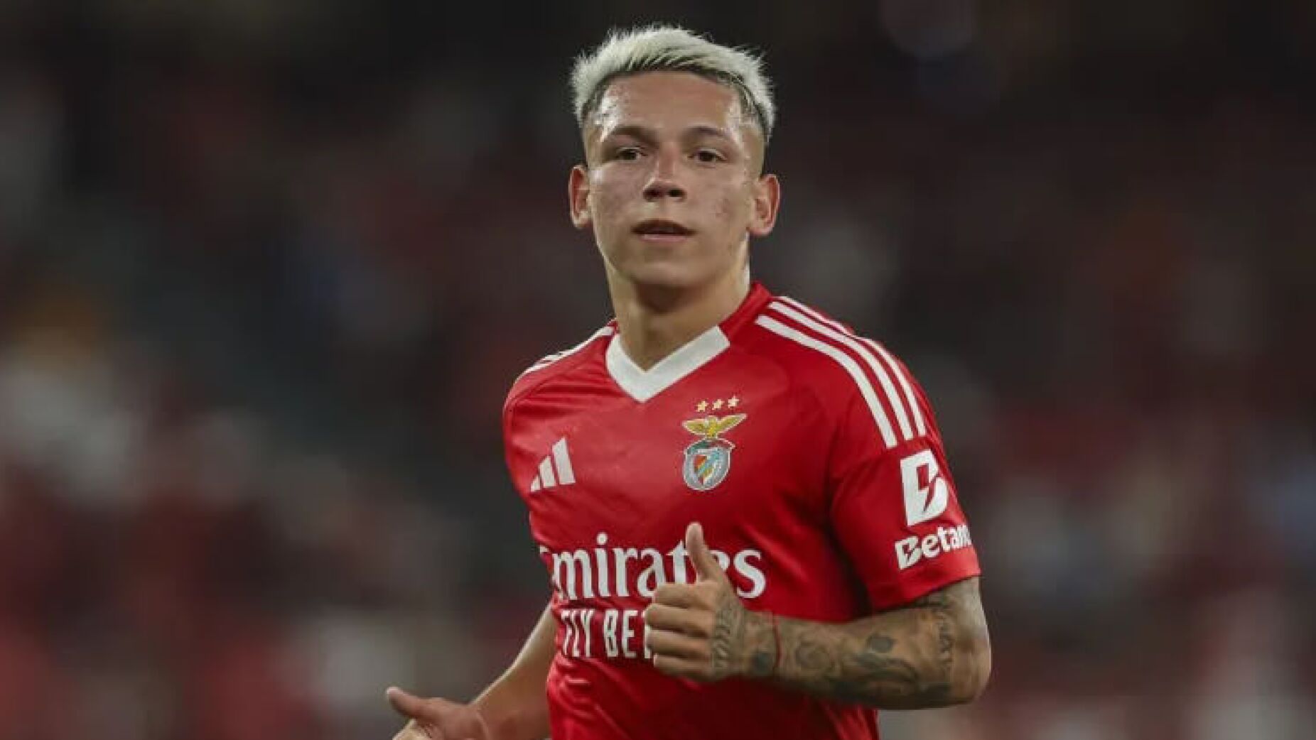 Benfica tem novo plano para Prestianni e a saída é hipótese