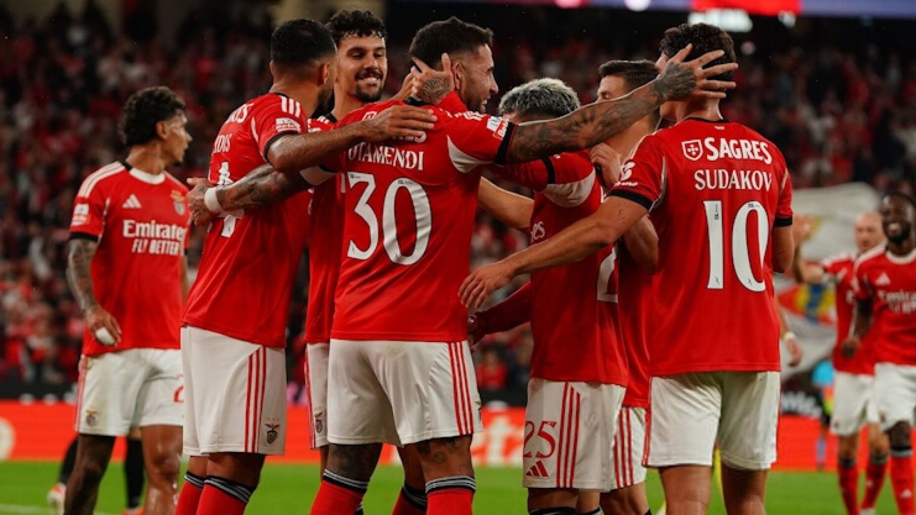 Confirmada baixa de peso no Benfica para o jogo com o Casa Pia
