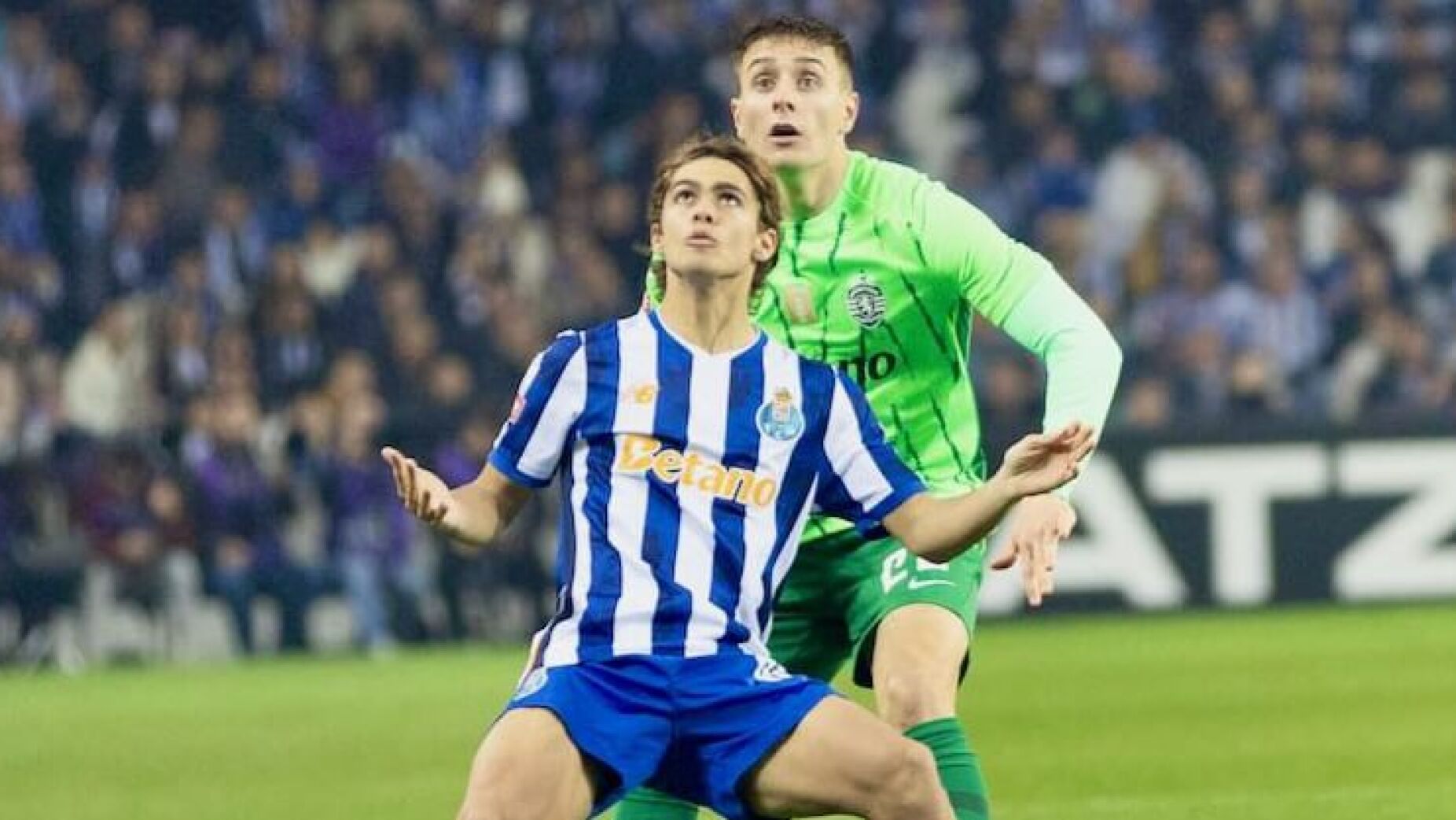 FC Porto e Sporting empatam em clássico que acabou a ferver