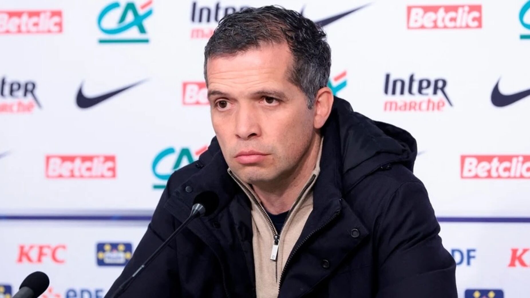 Luís Castro despedido do Nantes: ciclo termina e sucessor já está escolhido