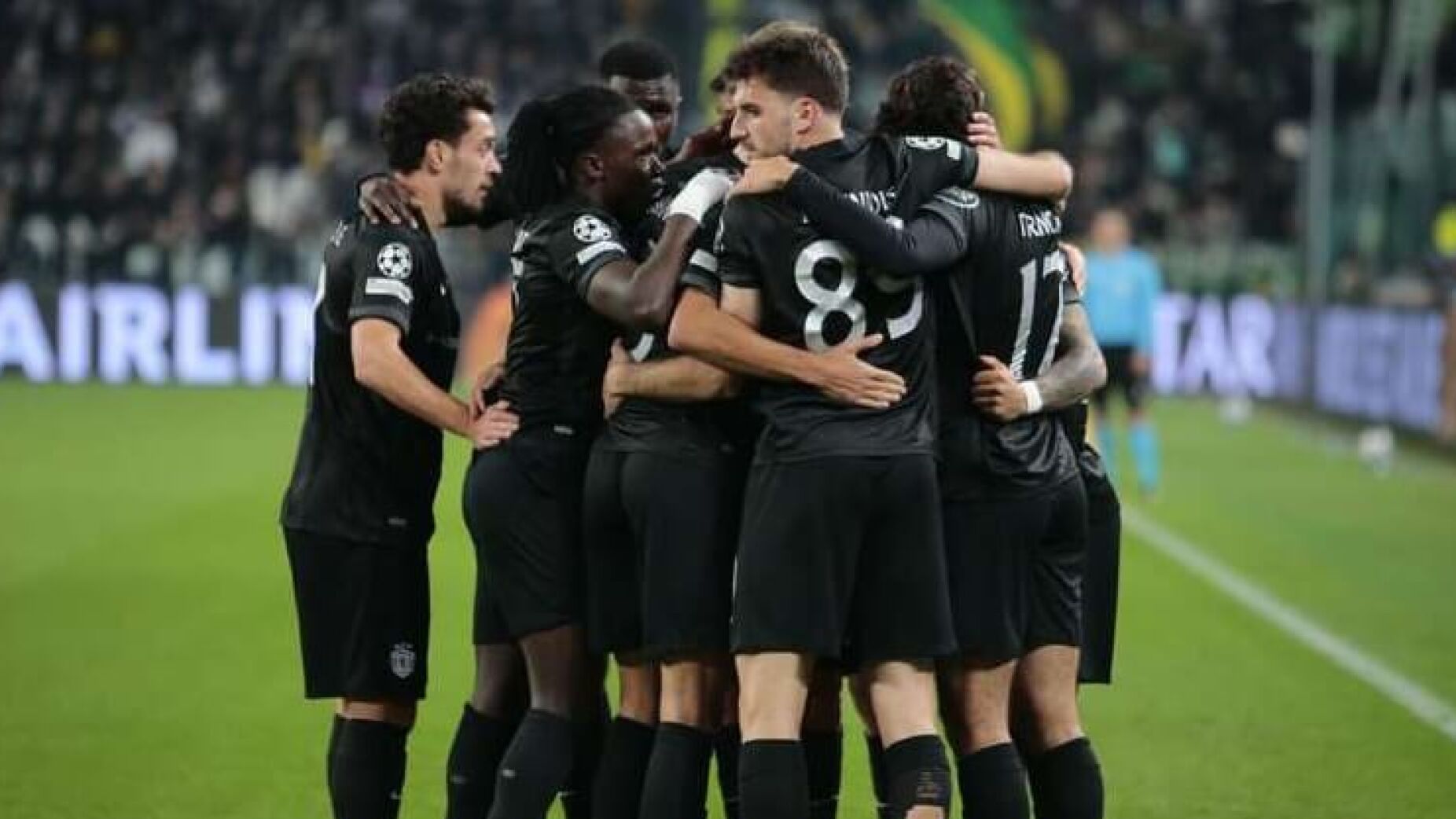 Jogador do Sporting impressiona italianos após empate em Turim