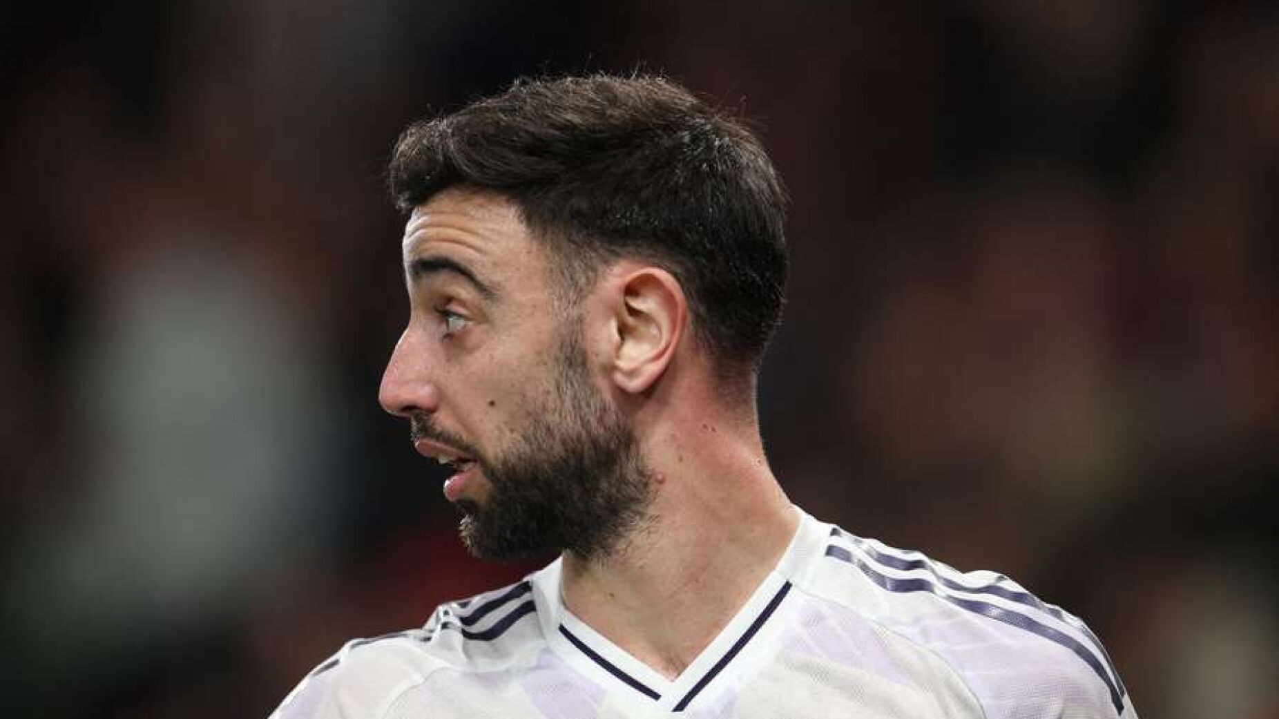 Bruno Fernandes volta a brilhar em Inglaterra… e junta-se a Ronaldo num clube de elite