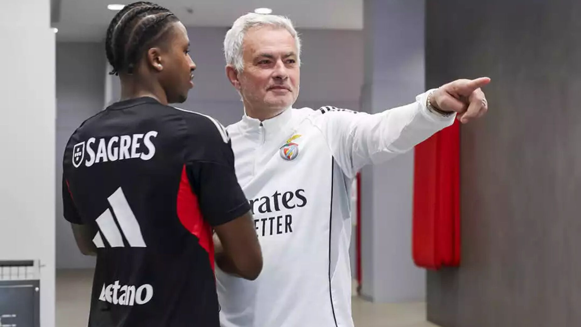 Sidny Cabral já treina no Benfica: a conversa com Mourinho e outros momentos