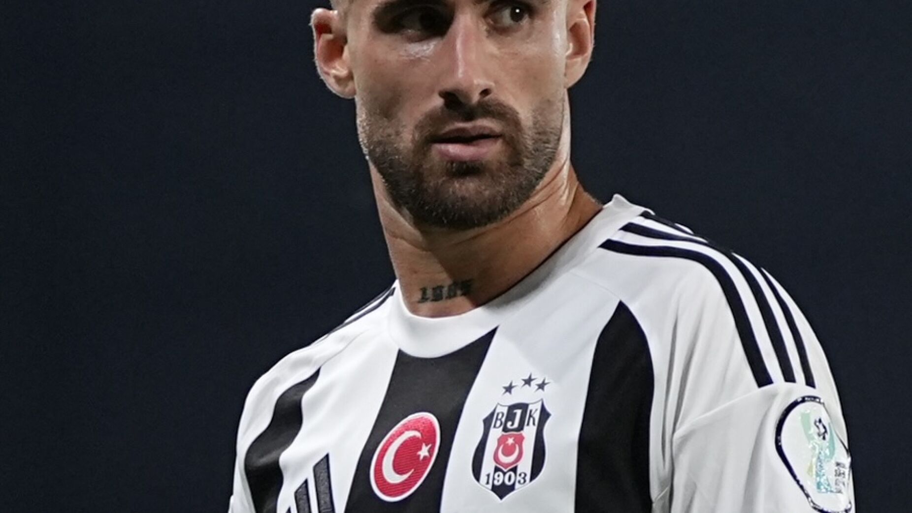 Mercado Benfica: Negocia&ccedil;&otilde;es por Rafa Avan&ccedil;am, Mas Ainda H&aacute; Dist&acirc;ncia nos Valores