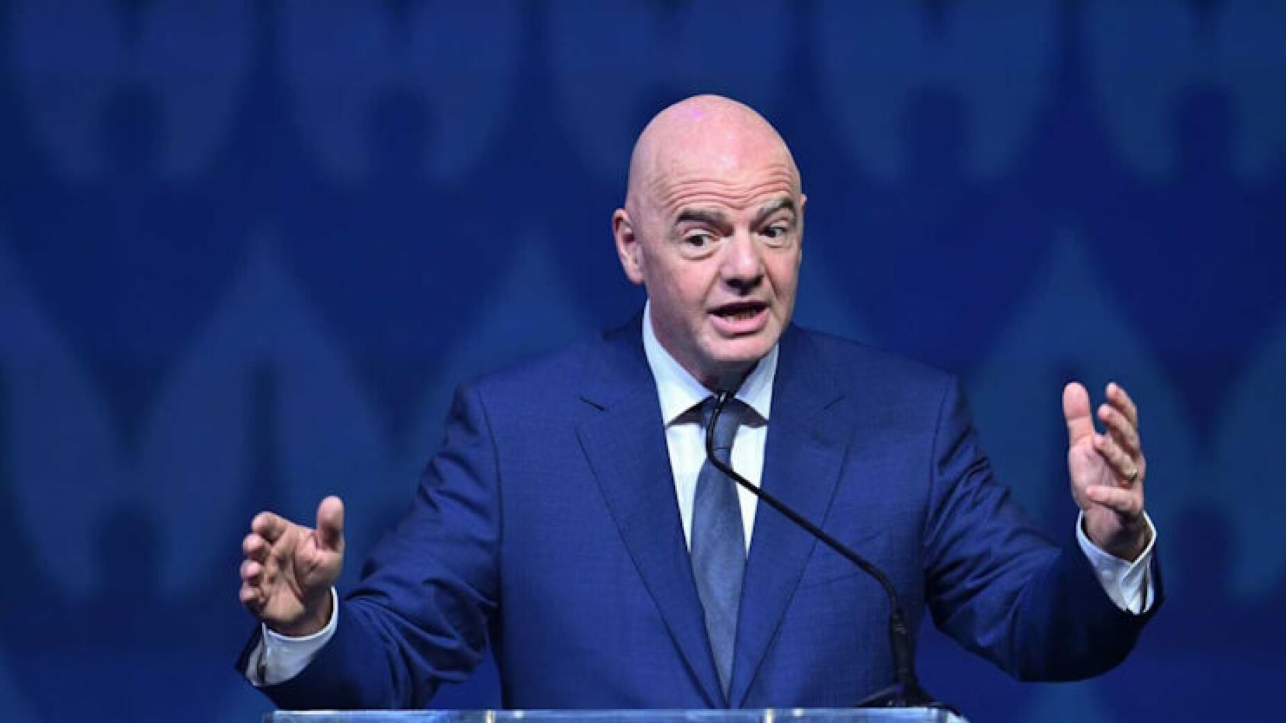 Presidente da FIFA: "Mundial de Clubes? Gerámos dois mil milhões"