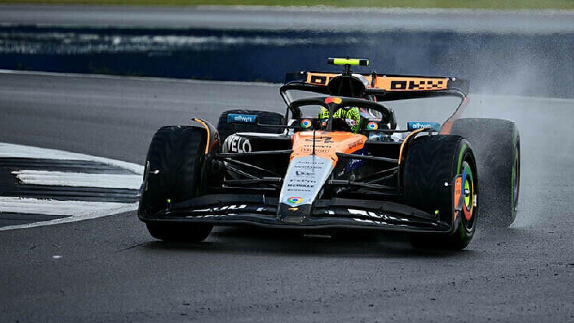 Formula 1: Norris vence em Silverstone em corrida caótica