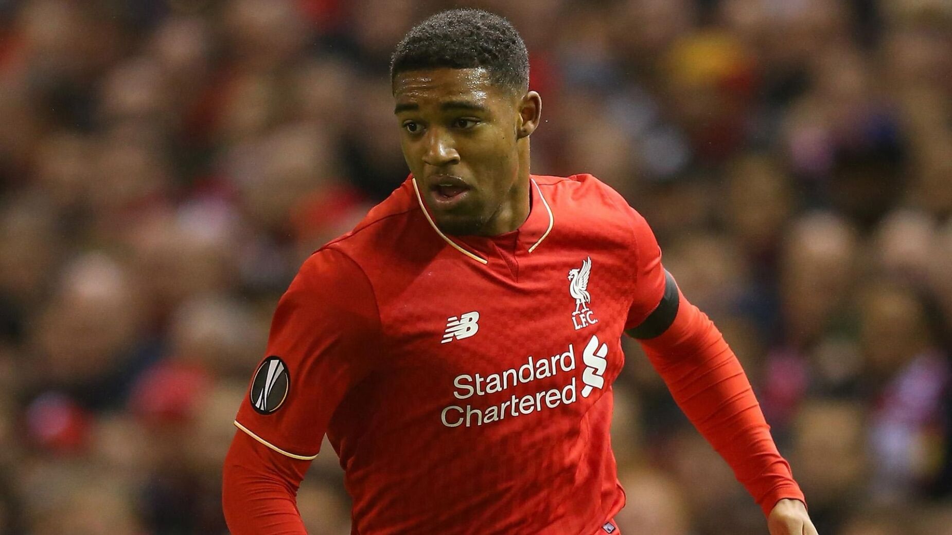 Antigo Talento do Liverpool Detido no Aeroporto: Caso Segue para Tribunal