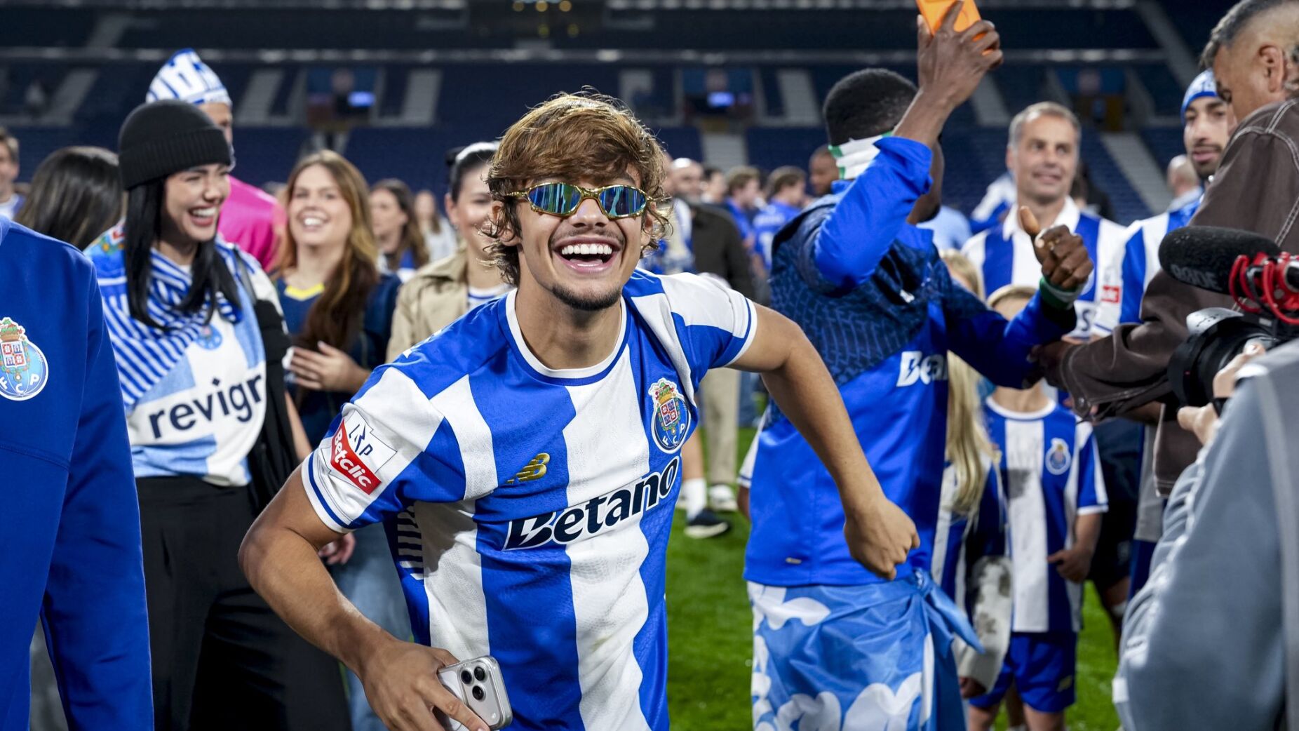 FC Porto 1-0 Alverca: Bednarek faz hist&oacute;ria e os drag&otilde;es s&atilde;o campe&otilde;es pela 31.&ordf; vez