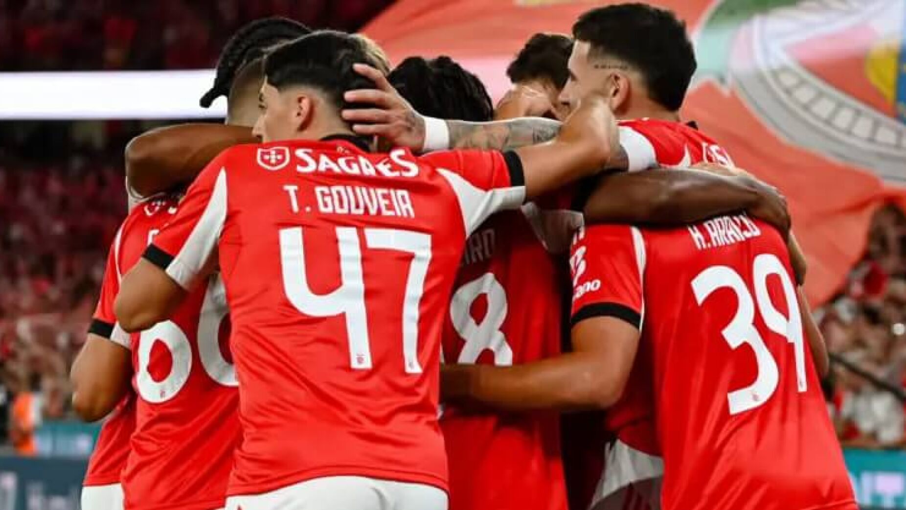 Benfica ultrapassa FC Porto e é o clube português com mais títulos
