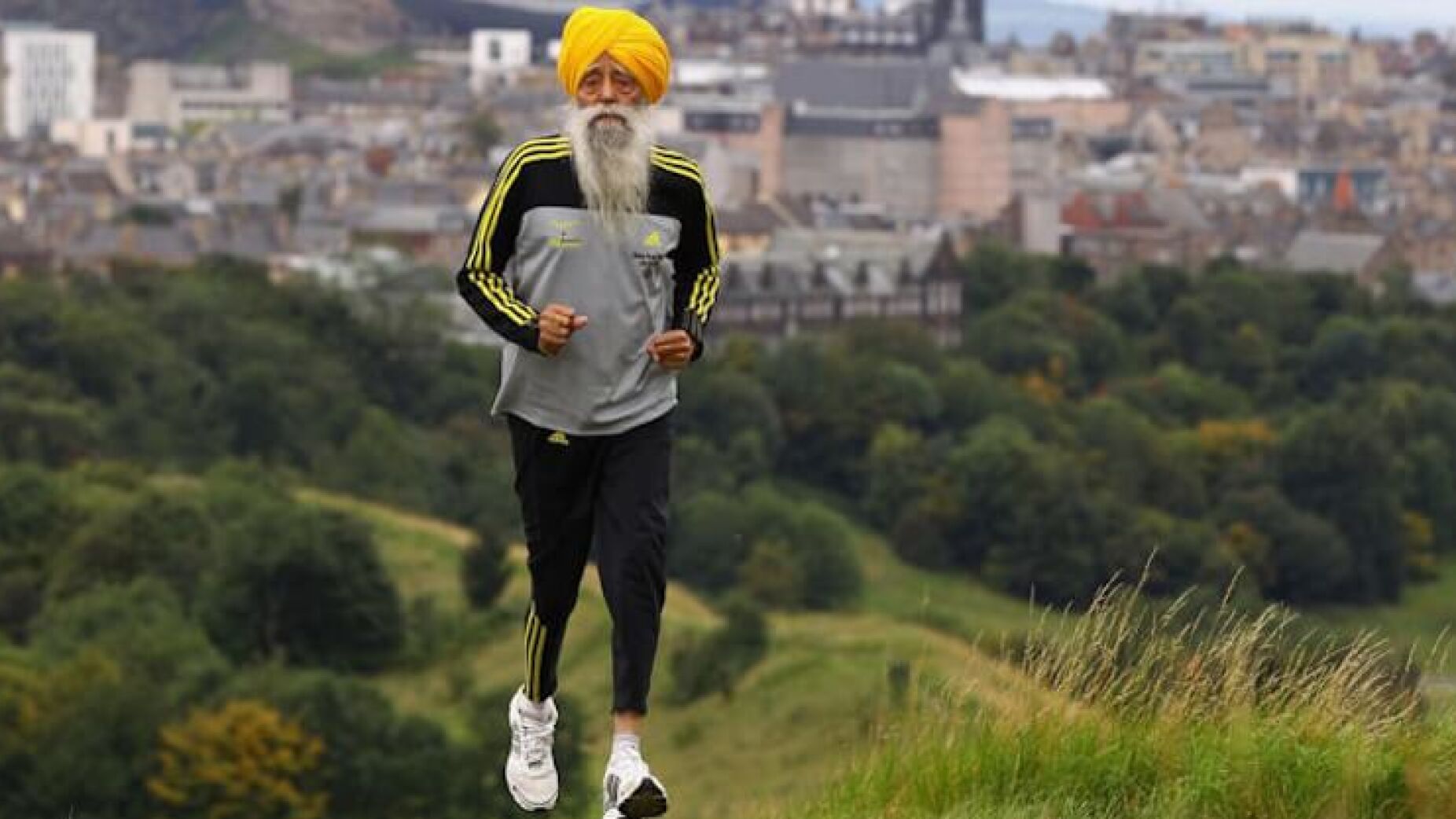 Maratonista mais velho do mundo morre atropelado aos 114 anos