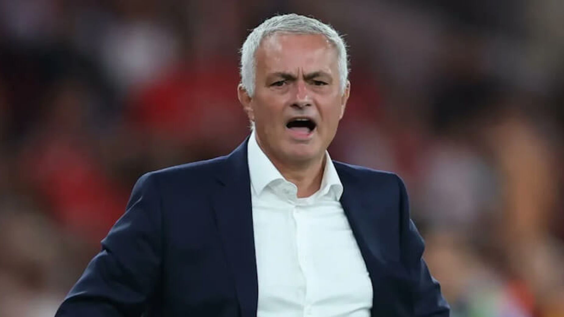 Os reforços que Mourinho exige para o Benfica já em janeiro