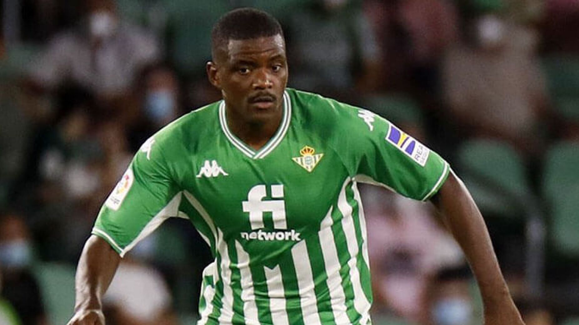 William Carvalho torna-se o estrangeiro com mais jogos pelo Betis