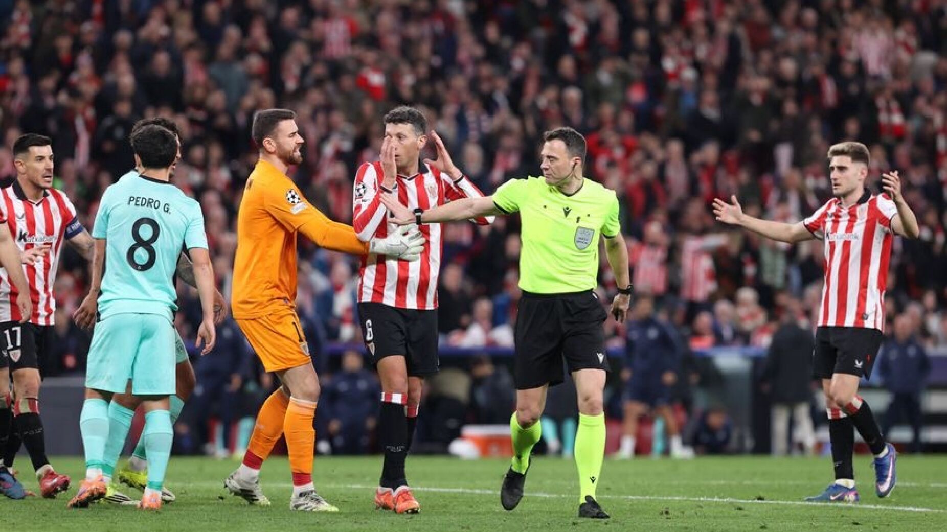 Um Pen&aacute;lti por Marcar e Muitas Decis&otilde;es Certas: a Arbitragem em Foco no Athletic Bilbao&ndash;Sporting