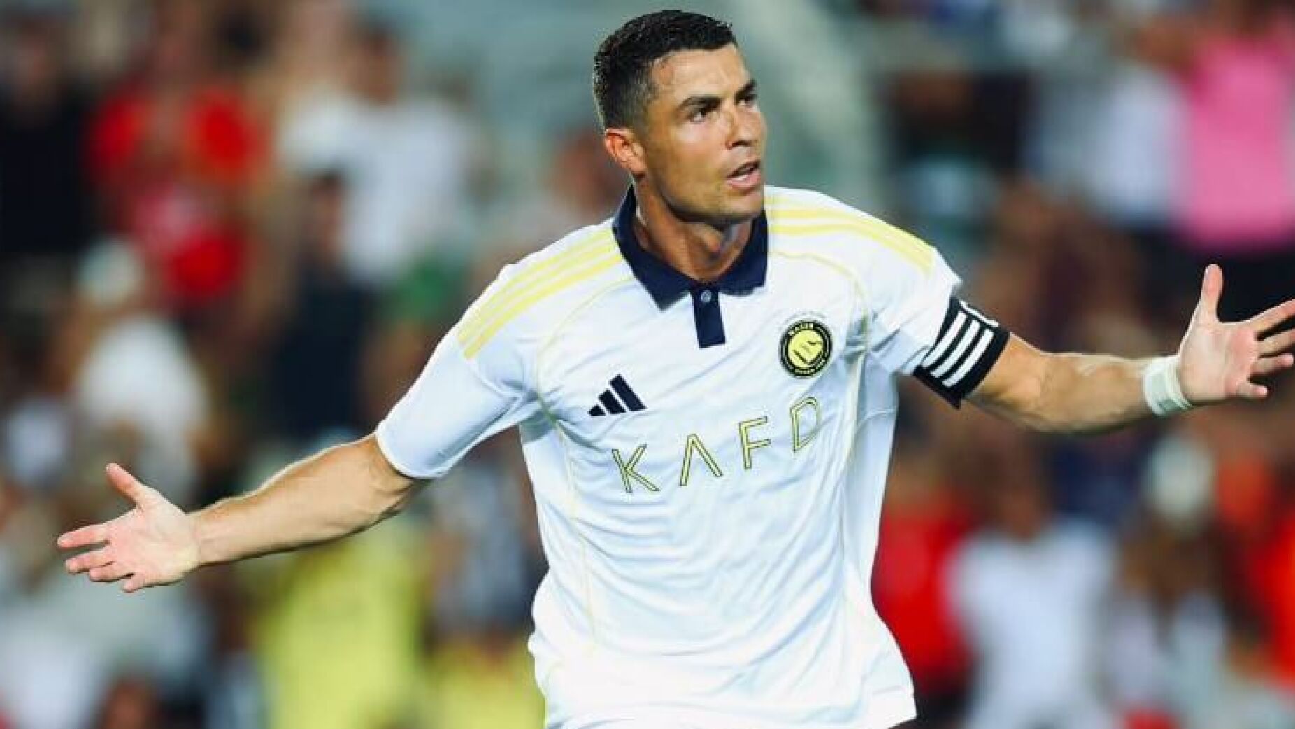 Hat trick de Ronaldo na goleada do Al Nassr sobre o Rio Ave (Vídeo)