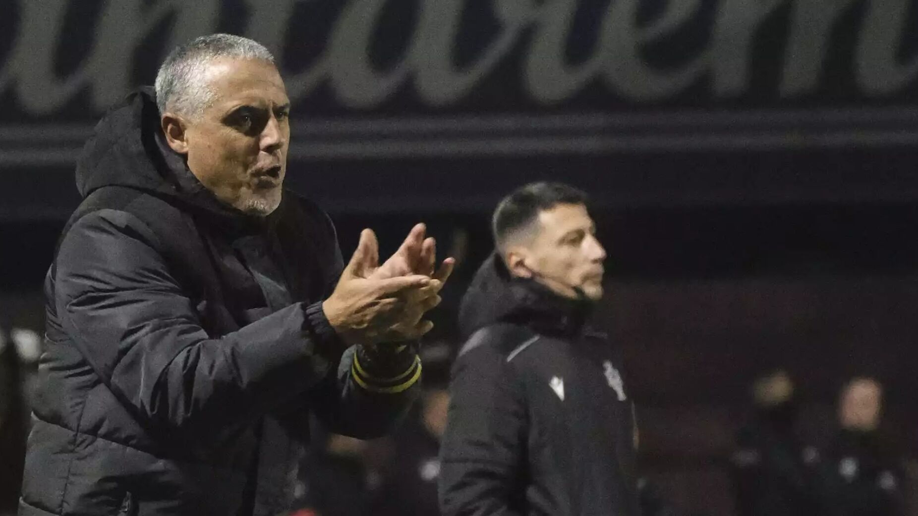 Jos&eacute; Vala anuncia sa&iacute;da do Caldas ap&oacute;s pol&eacute;mica em Torres Vedras: &ldquo;Tenho valores. Foi o meu &uacute;ltimo jogo&rdquo;