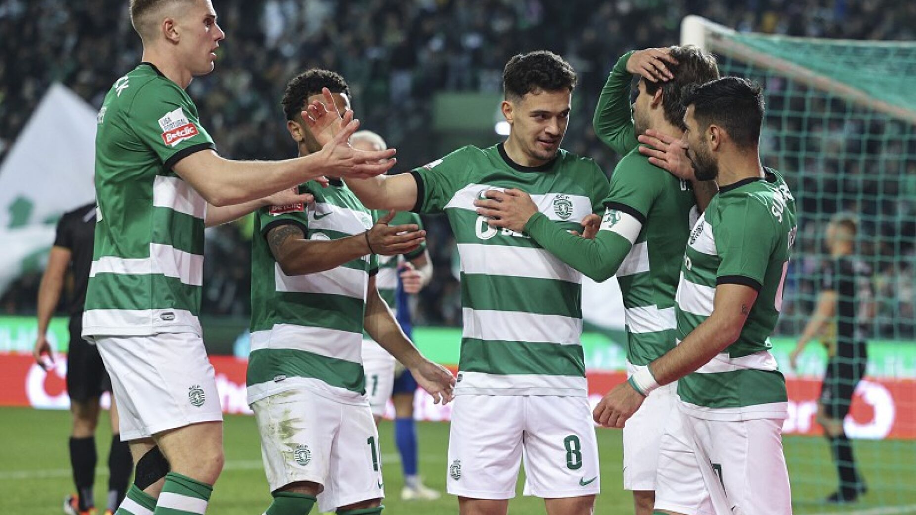 Há um lateral em Alvalade que começa a agitar o mercado