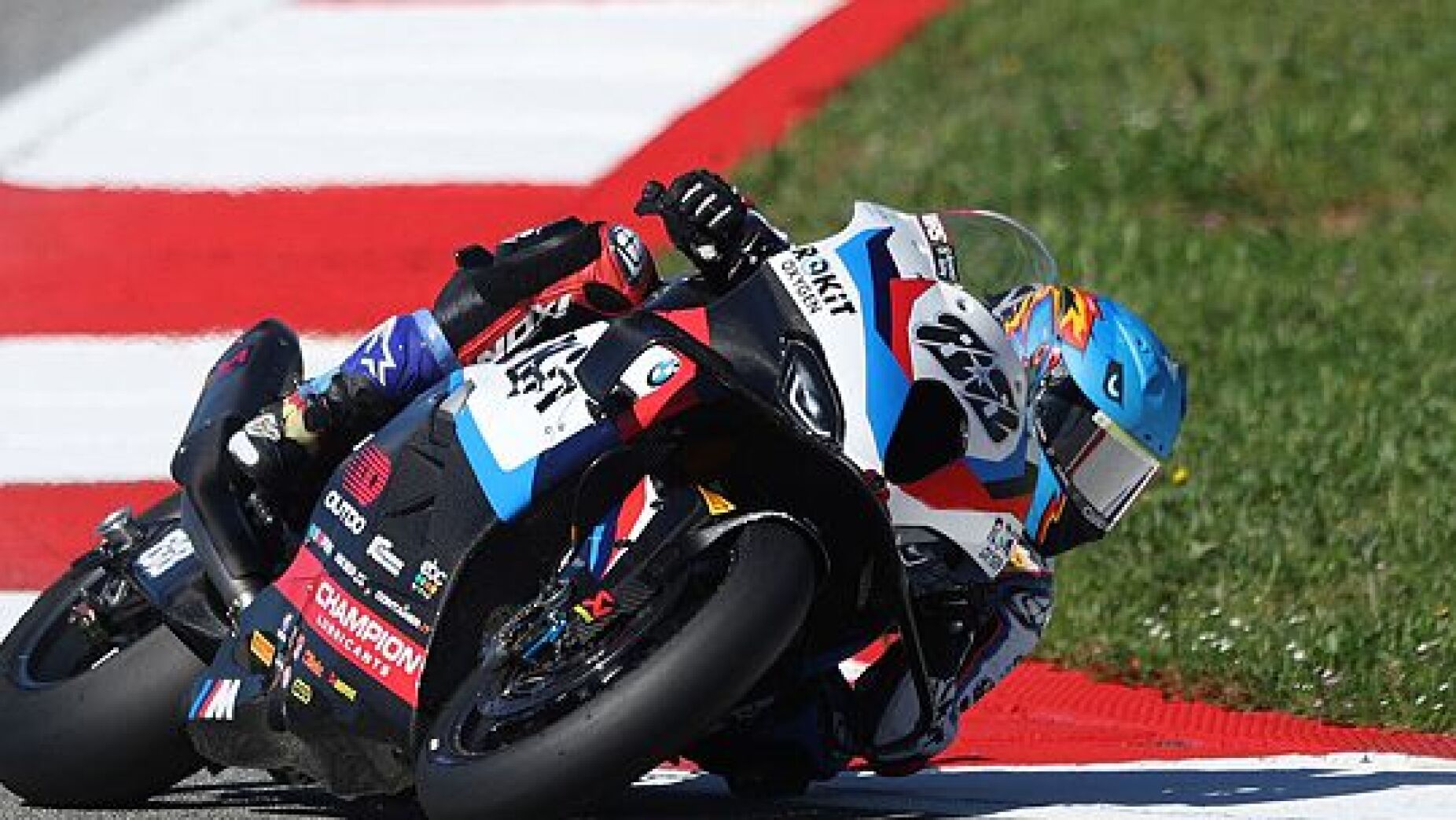 Miguel Oliveira caiu&hellip; mas h&aacute; um detalhe que tranquiliza os adeptos