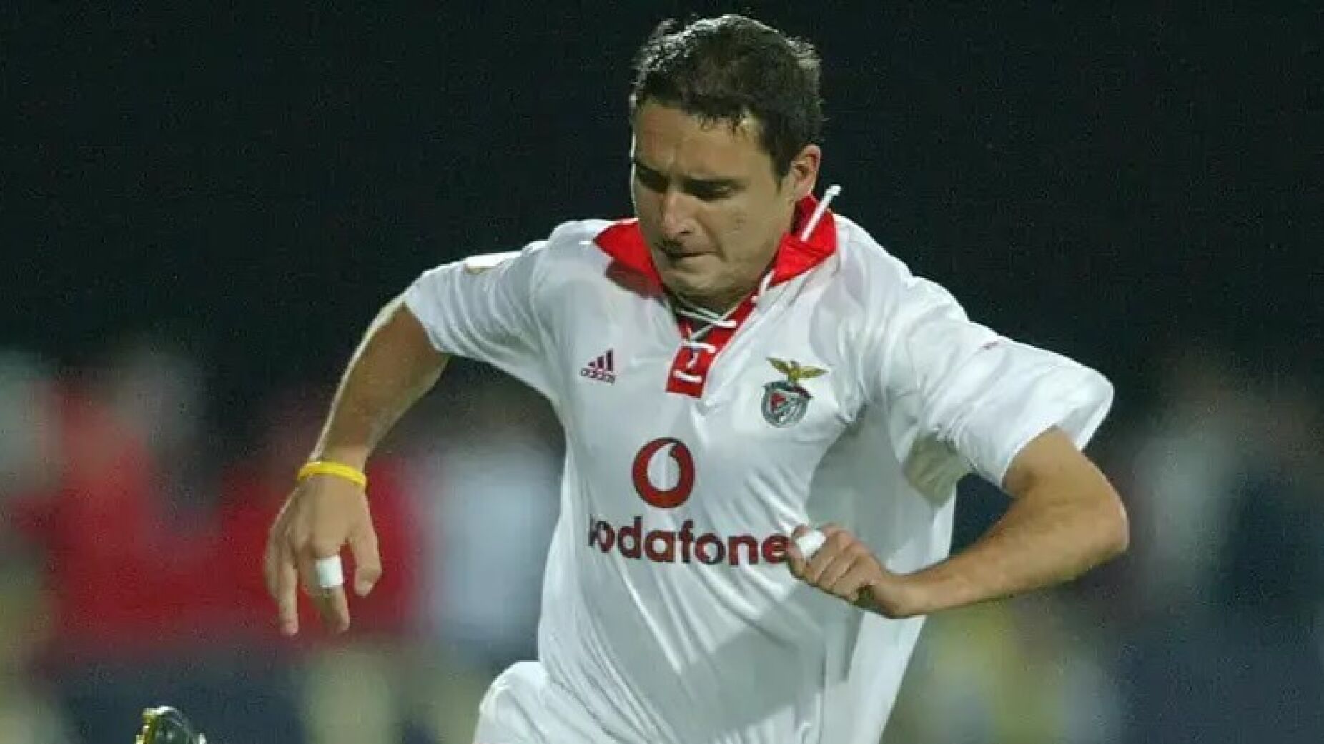 Benfica reage à morte inesperada de Delibasic aos 43 anos