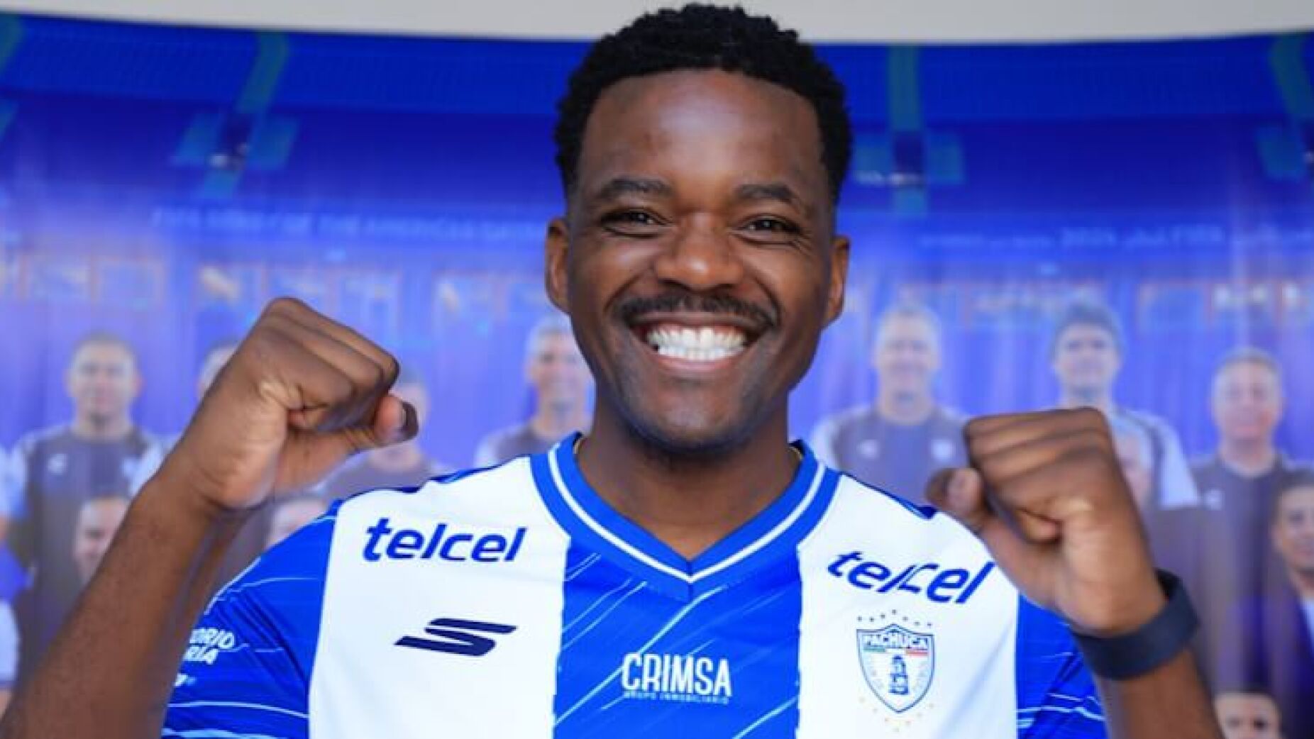 William Carvalho é reforço dos mexicanos do Pachuca - OFICIAL