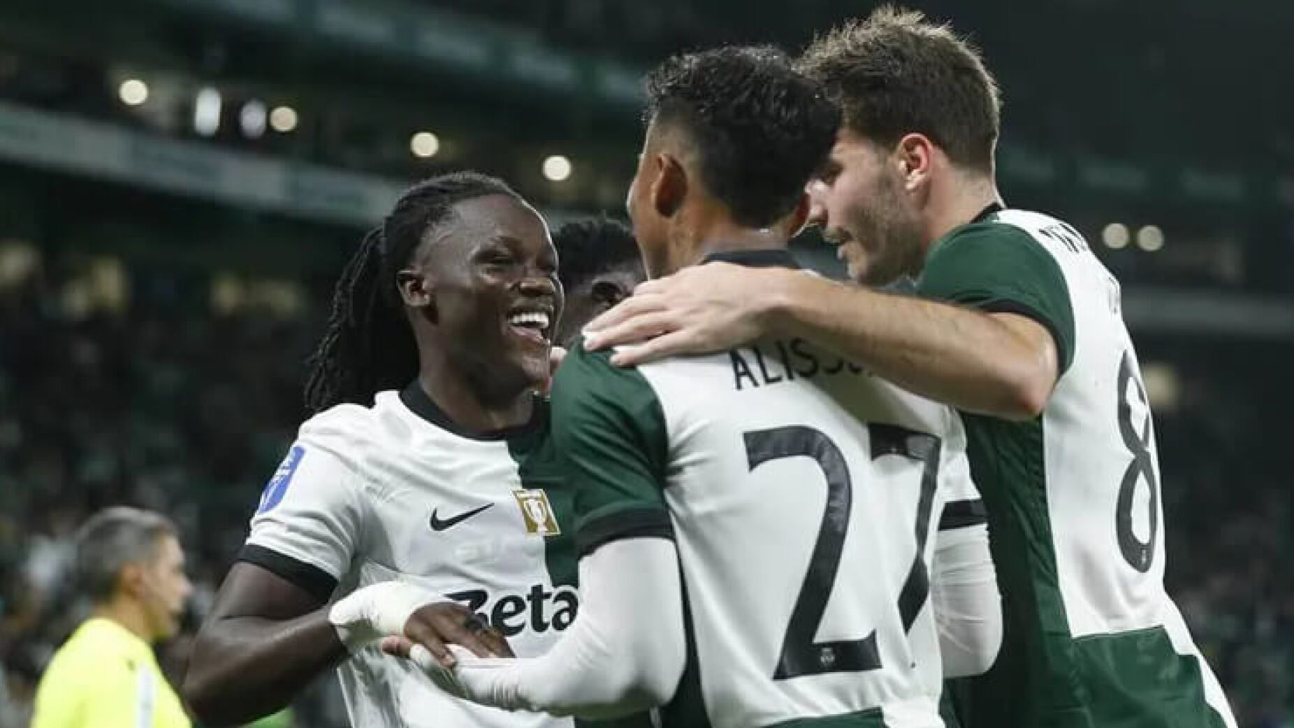 Sporting goleia Alverca na Taça da Liga com Quenda e Blopa a brilharem