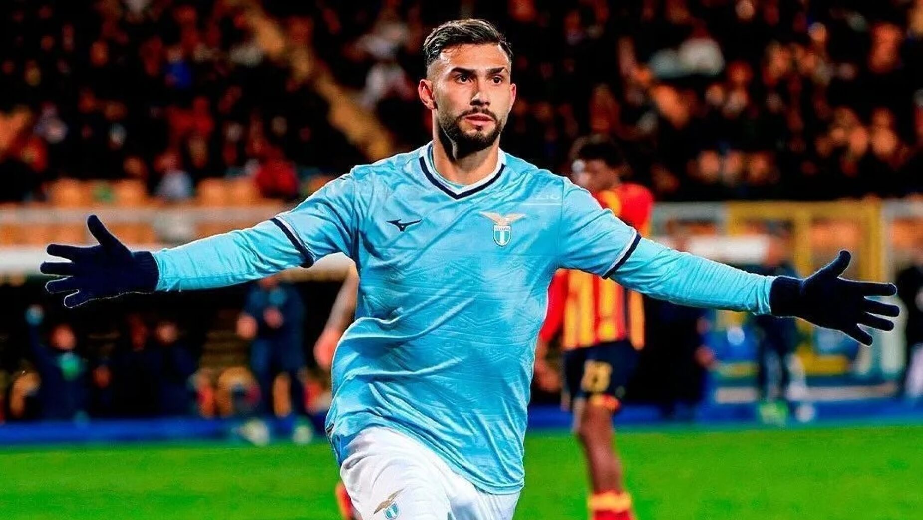 Confirmado: Taty Castellanos refor&ccedil;a o West Ham e passa a trabalhar com Nuno Esp&iacute;rito Santo