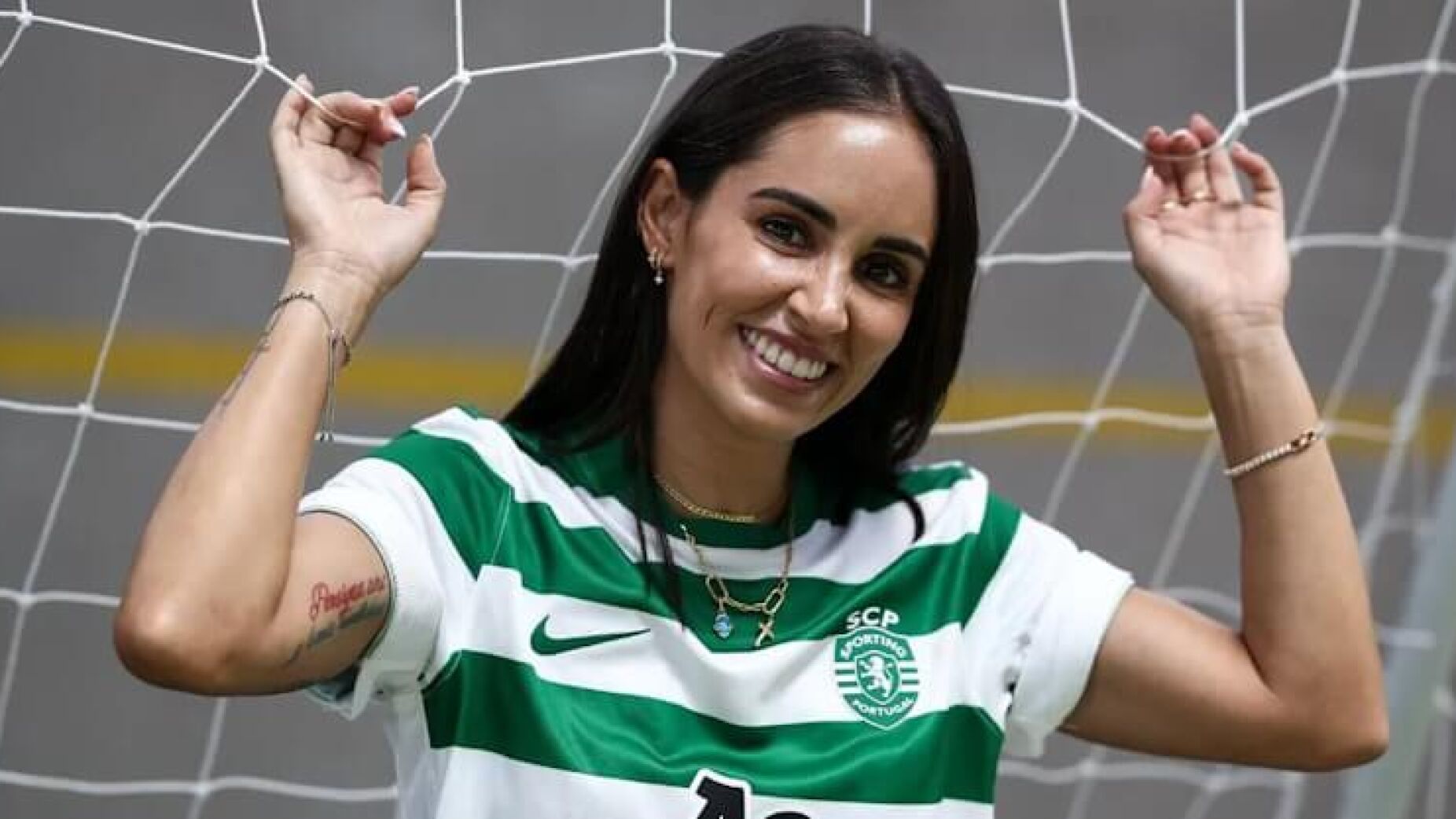 Sporting anuncia a renovação de contrato de Brenda Pérez