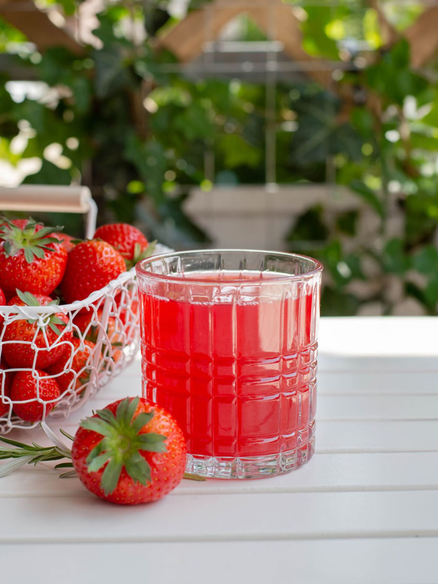 Strawberry Poncha
