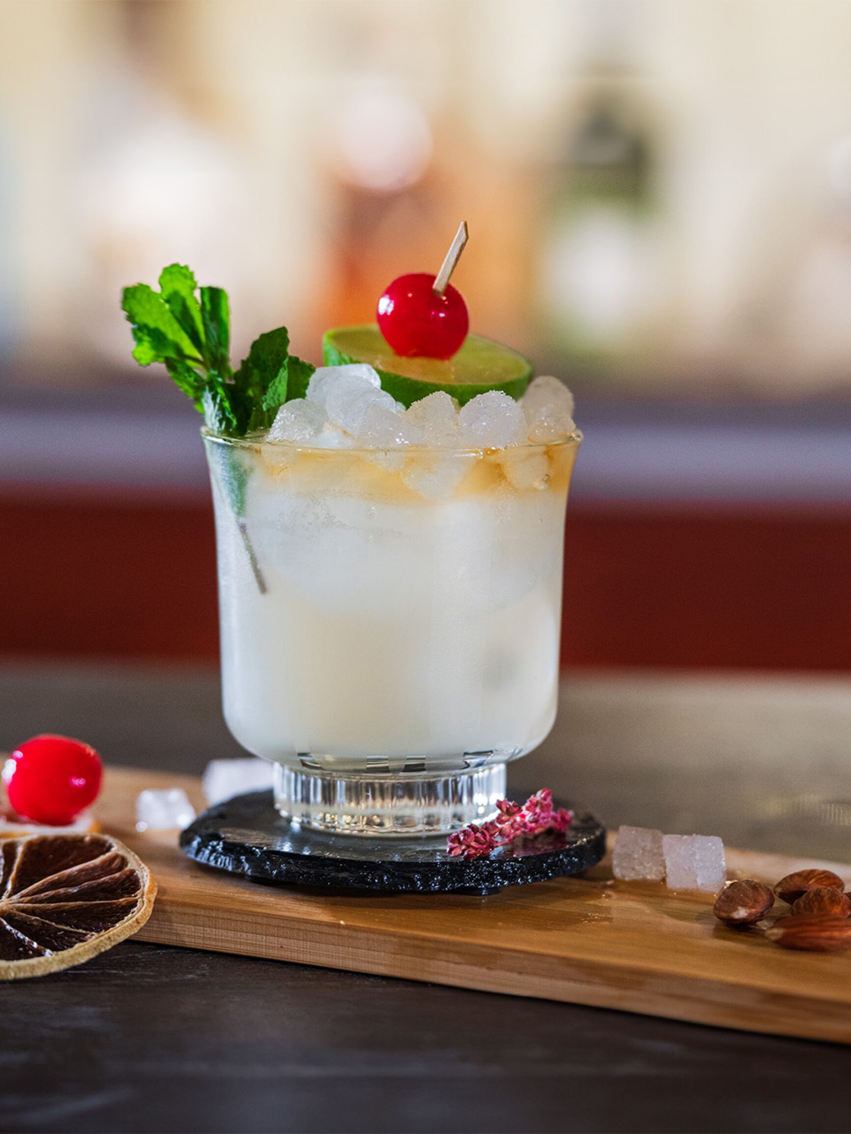 Mai Tai: the tropical combination of rum and citrus