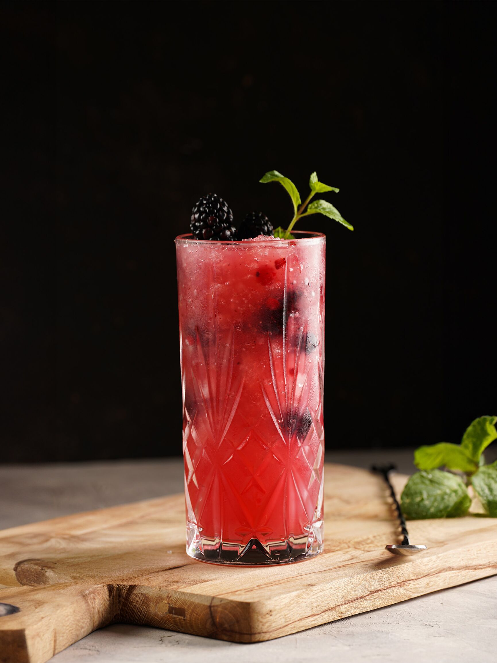 Ros&eacute; Blackberry Spritz