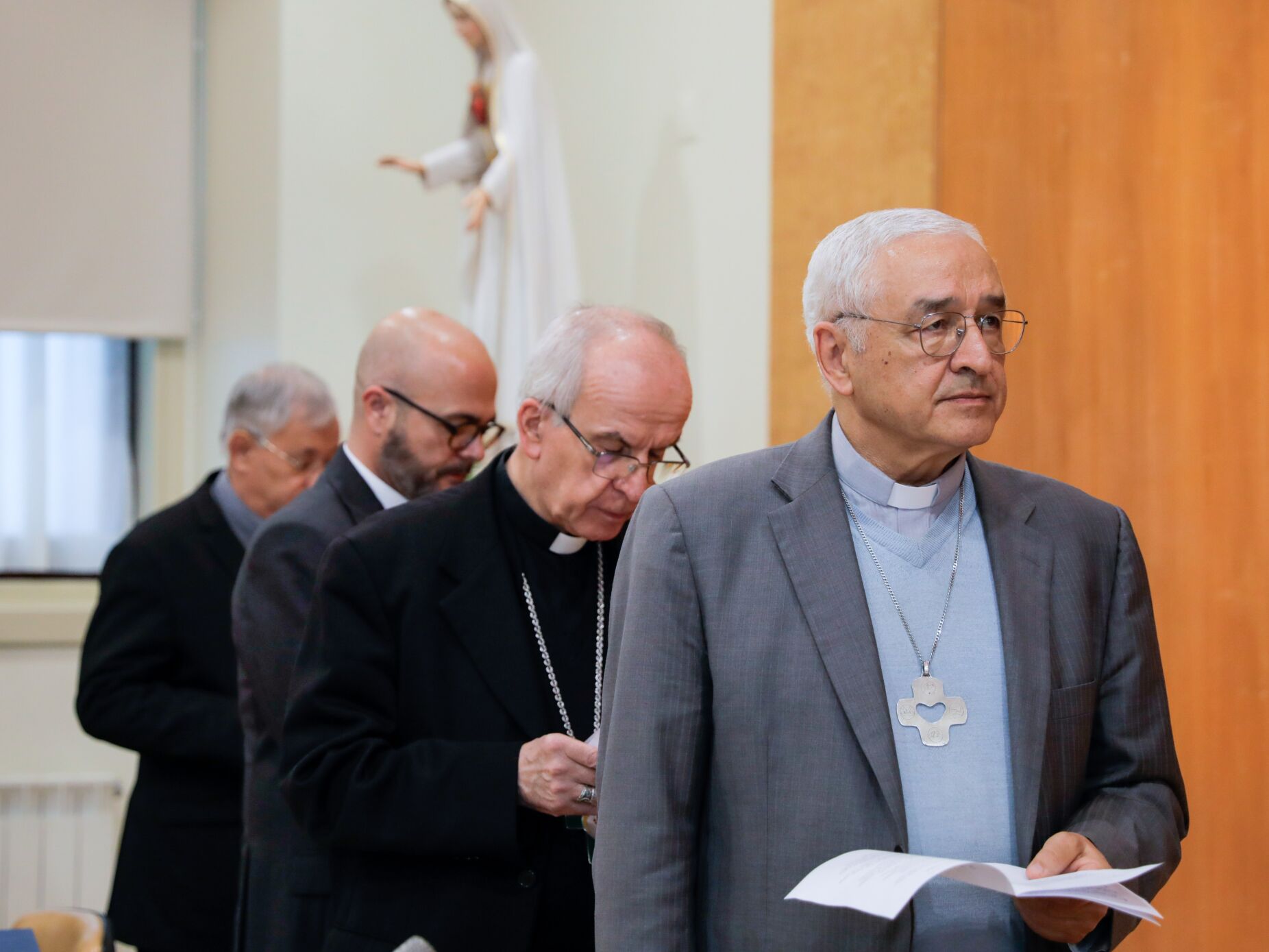 Bispos discutem em Fátima reparação financeira que reconheça a dor das  vítimas de abuso