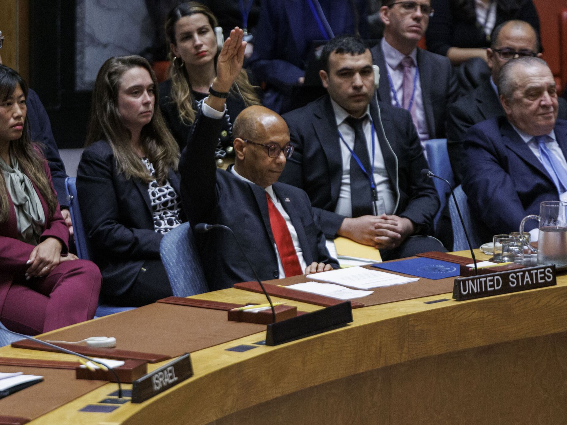 EUA veta no Conselho de Segurança adesão plena da Palestina à ONU