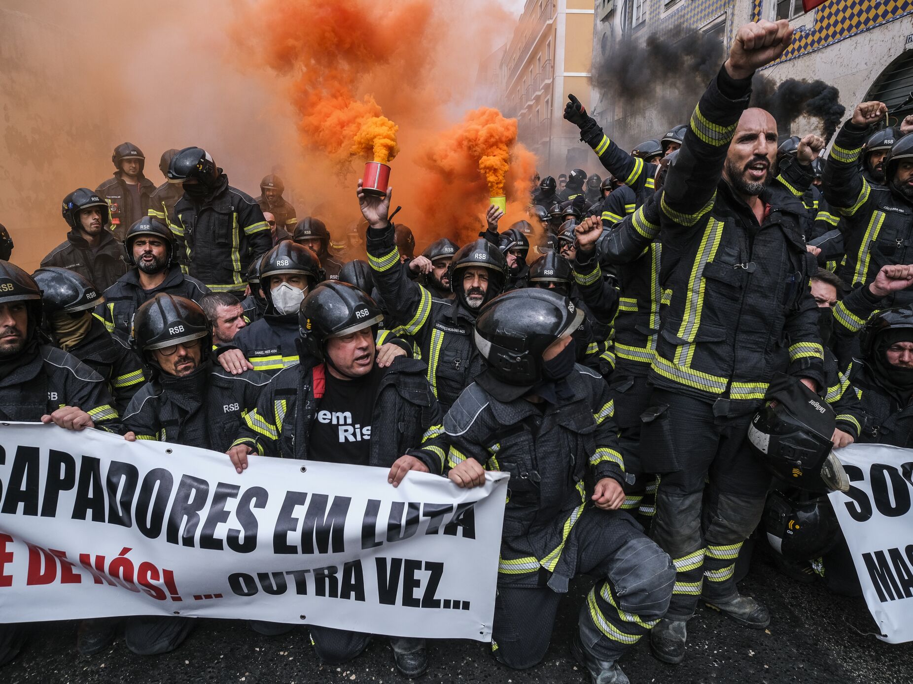 Governo propõe aumento entre 15% e 20% na remuneraçao dos bombeiros sapadores até 2026