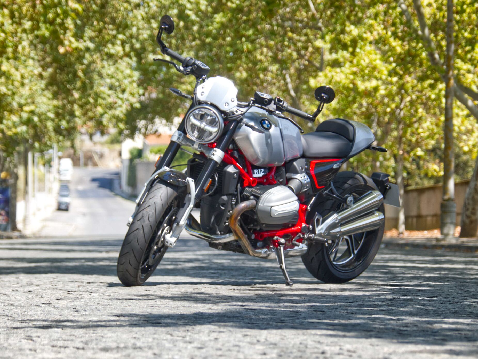 BMW R12 NineT: O estilo clássico nunca passa de moda