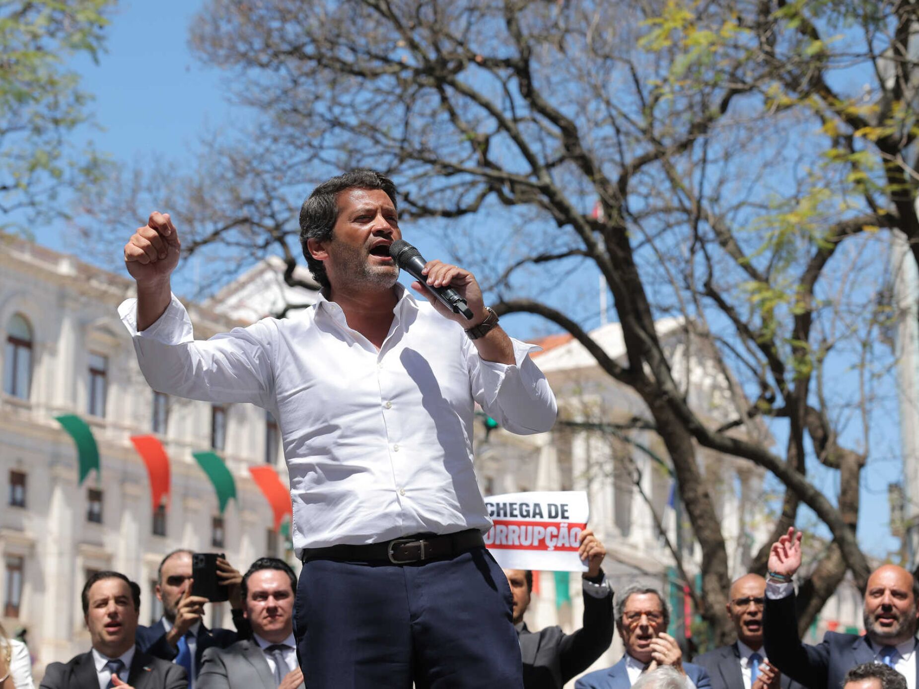 Contra a imigração. Dirigentes locais do Chega pressionados para levarem manifestantes a Lisboa