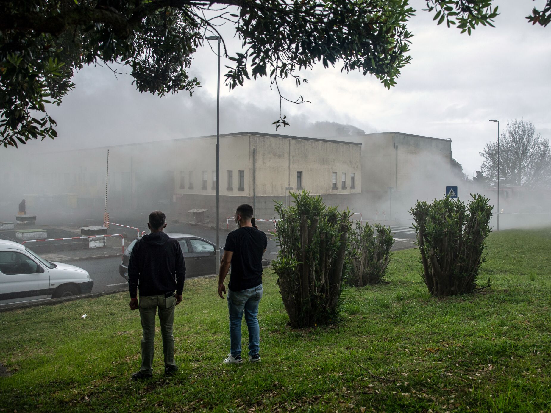 Incêndio no Hospital de Ponta Delgada obriga a encerramento dos serviços
