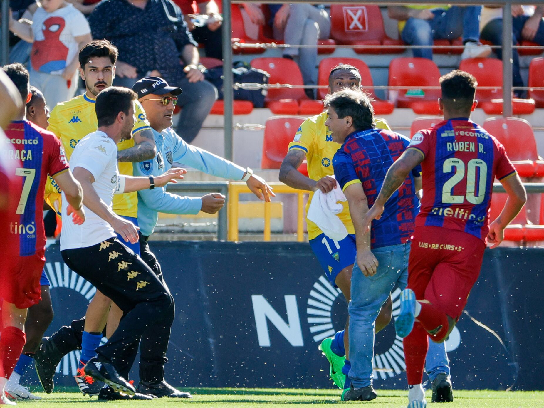 PSP identificou futebolista durante desacatos no Desportivo de Chaves-Estoril Praia