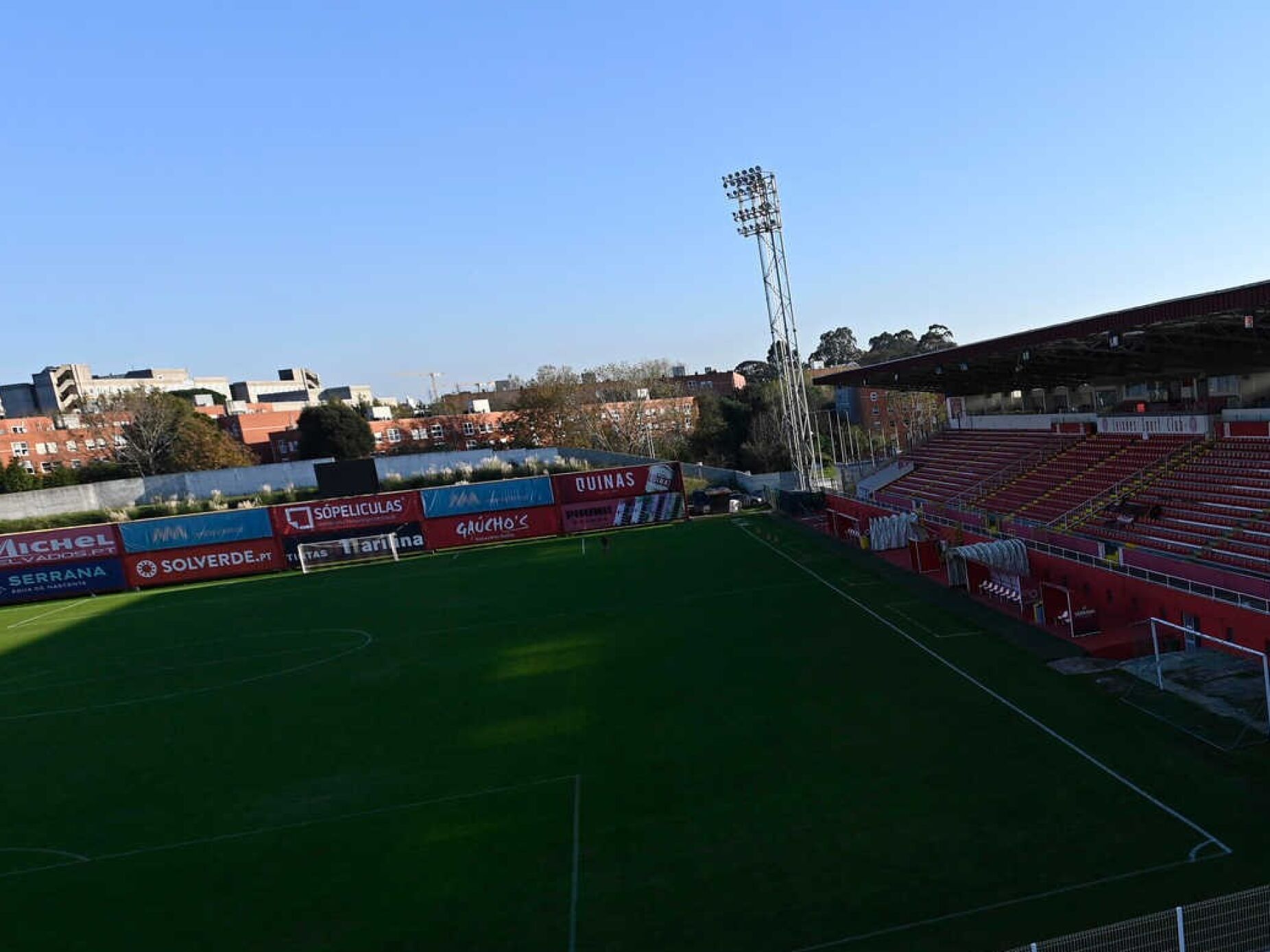 Falta de policiamento adia Leixões-Nacional e Feirense-Ac. Viseu da II Liga