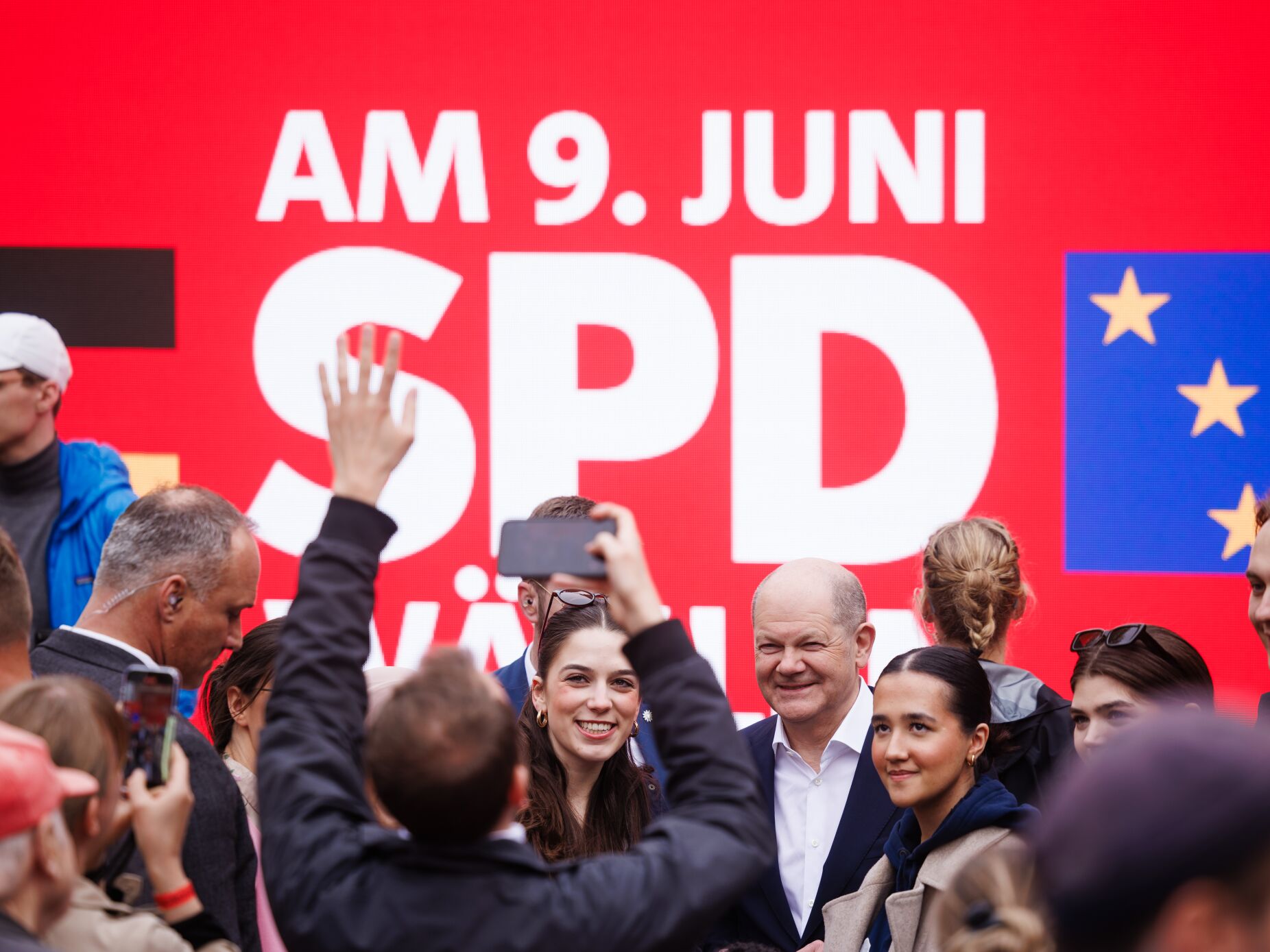 Candidato do partido alemão SPD gravemente ferido durante campanha