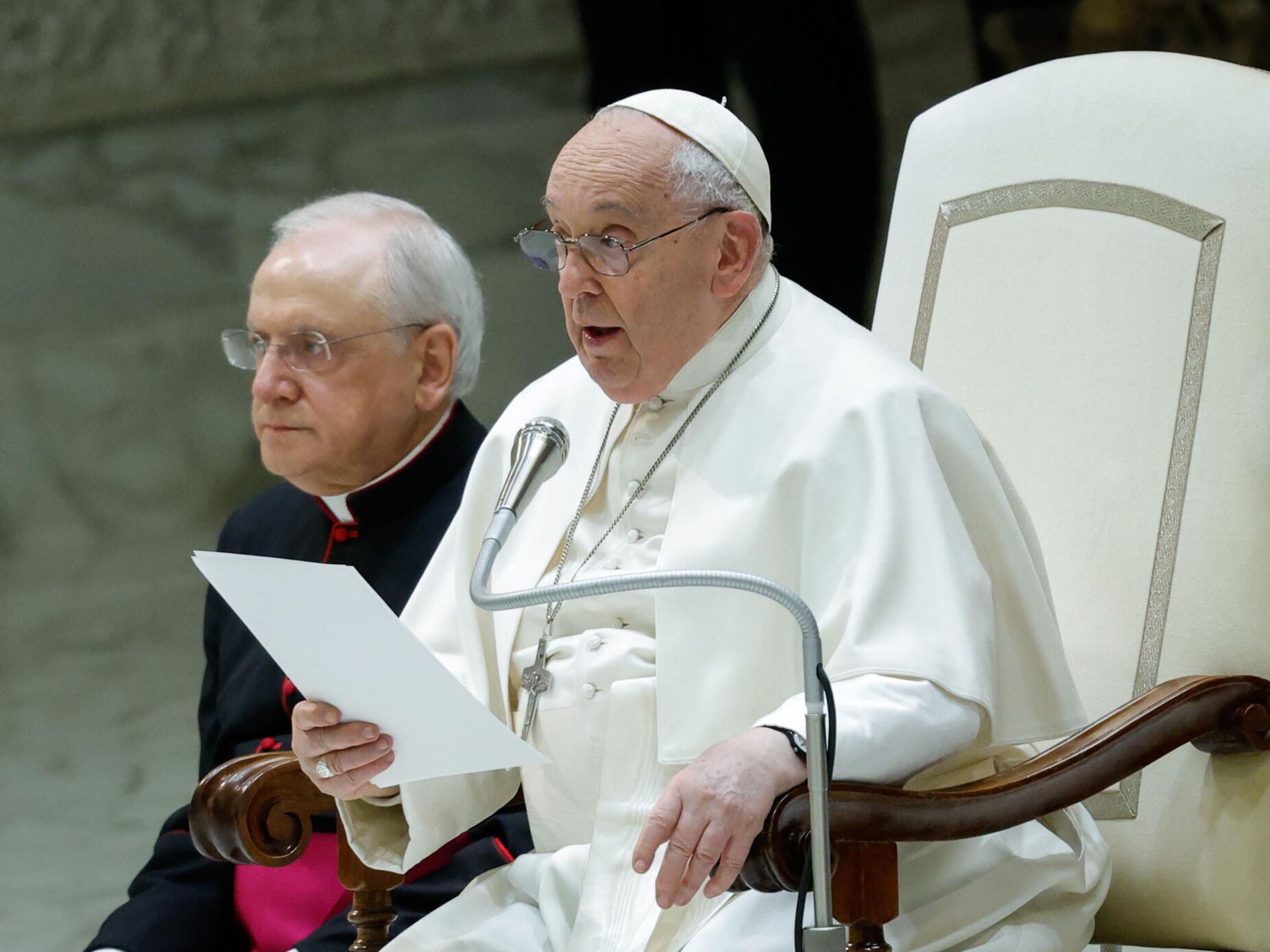 Papa considera que "o pior perigo" dos tempos atuais "é esta feia ideologia de género"