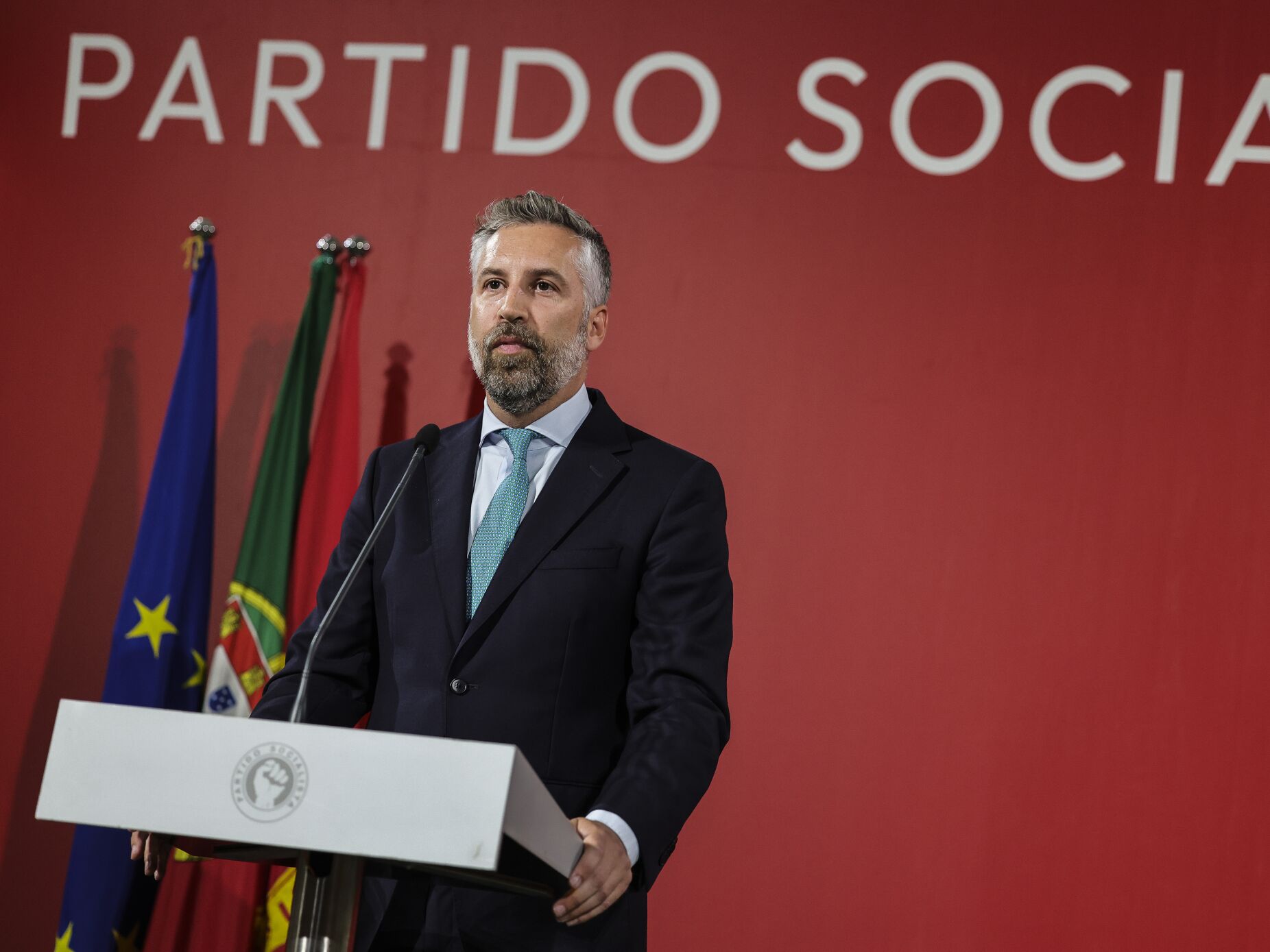 Orçamento do Estado. Pedro Nuno Santos confirma abstenção