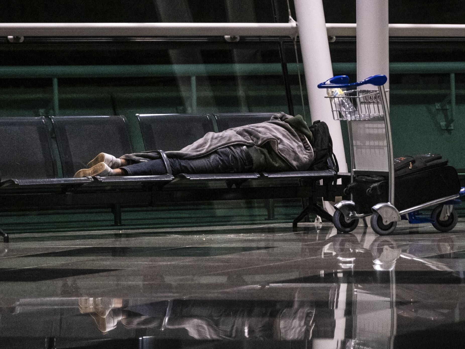 Ao fim de uma década, risco de pobreza sobe e pobres estão pior