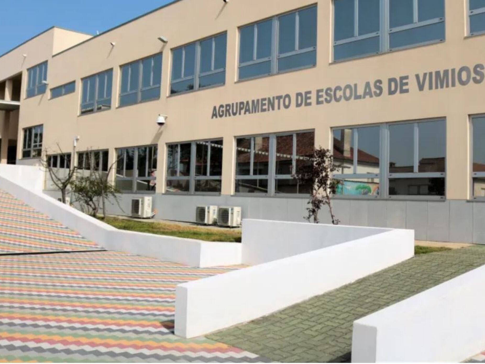 Onze alunos de escola de Vimioso vítimas de abusos sexuais por colegas