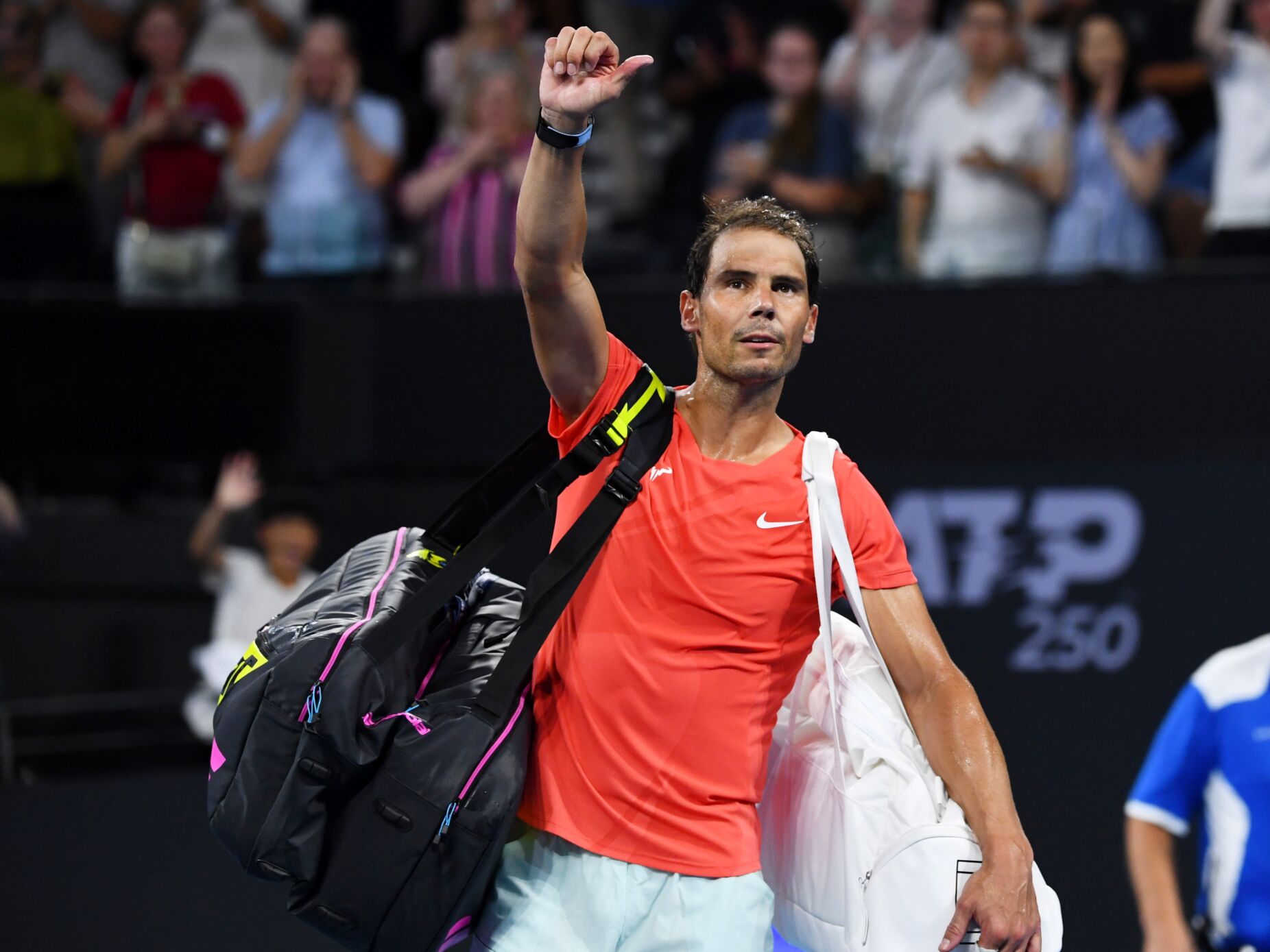 Nadal volta a parar por lesão e falha Open da Austrália