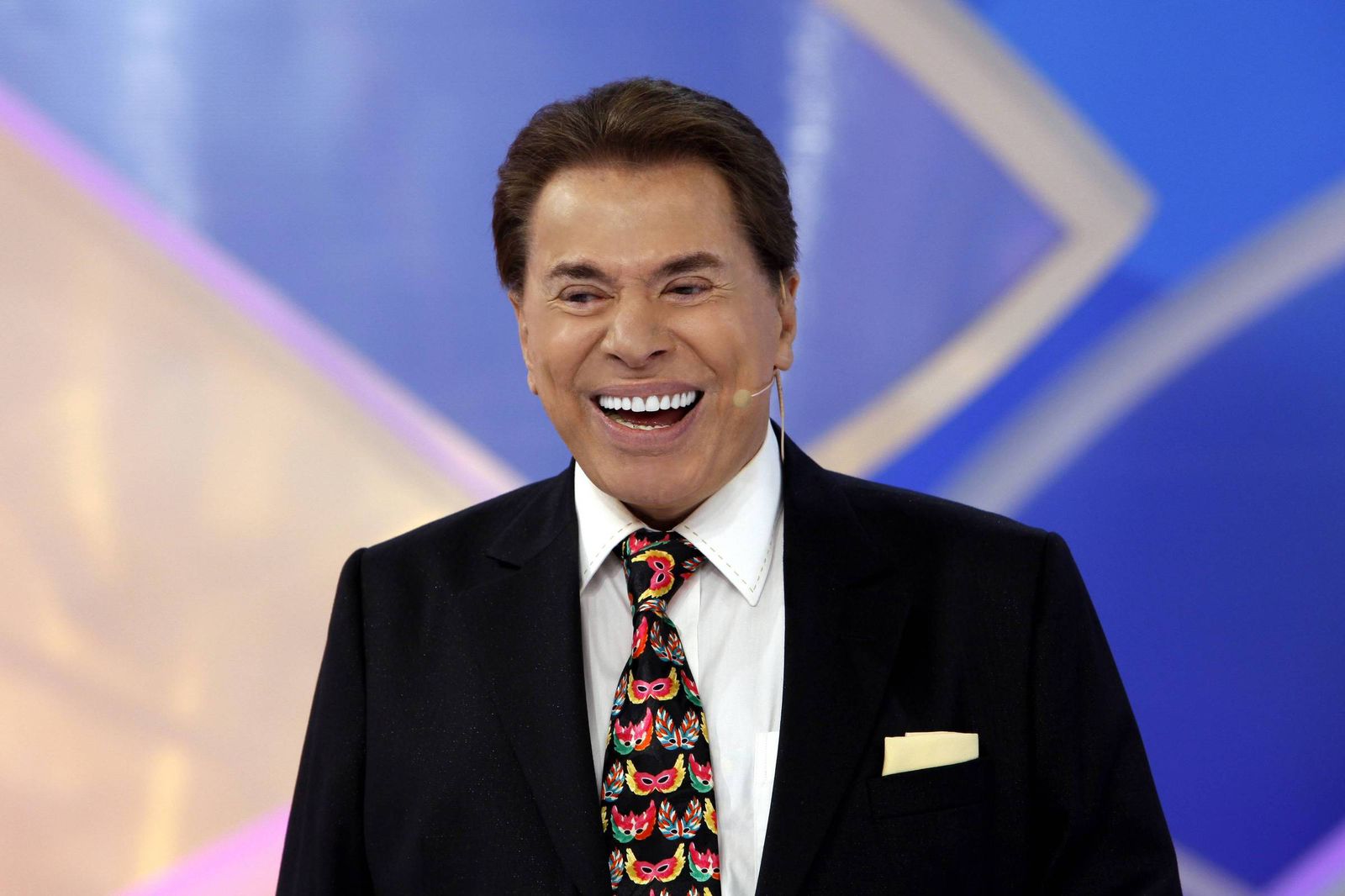 "Broncopneumonia" após H1N1 é causa da morte de Silvio Santos